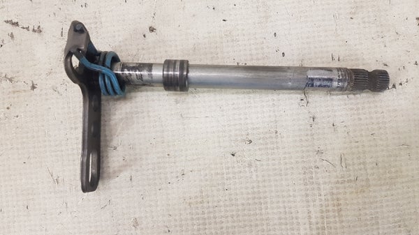 Vaihdeakseli (Yamaha YZF450 2009) 18101-00-00 2S2-18101-10-00 90508-29021-00