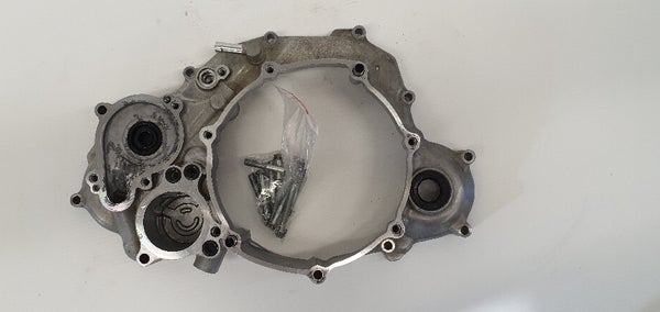 Cover, Crankcase 3  (YAMAHA YZF250 2006) 5XC-15431-00-00 5XC-15431-01-00
