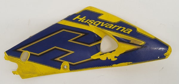 R. side panel (cod. col. E)  (HUSQVARNA CR125 2005) 8AB088869