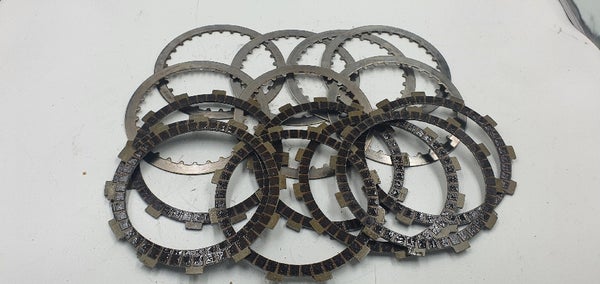 Kytkin + v&auml;lilevyt (Husqvarna TC450 2004)