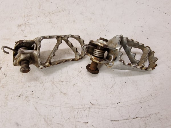 Jalkatapit (KTM SX360 1996) 54603040100