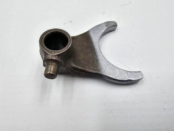 FORK, CENTER GEARSHIFT  (HONDA CR250 2003) 24231-KA4-771 24231-MEN-730
