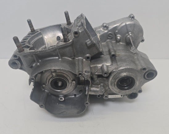 CRANKCASE, R&L (Honda CR250 2002) 04921-KZ3-L20 04922-KZ3-L20 04922-KZ3-L21